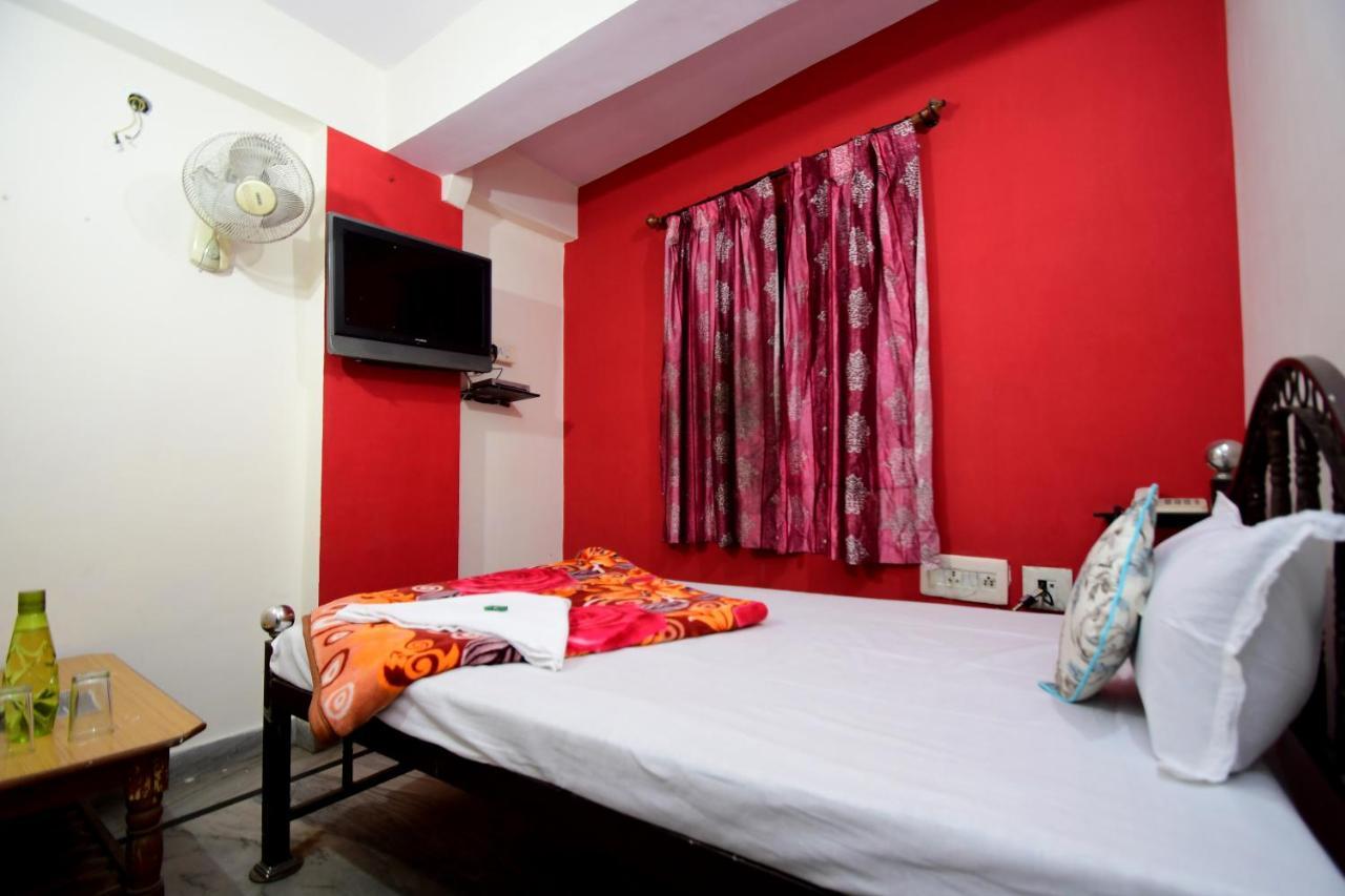 جايبور Hotel New India Guest House المظهر الخارجي الصورة